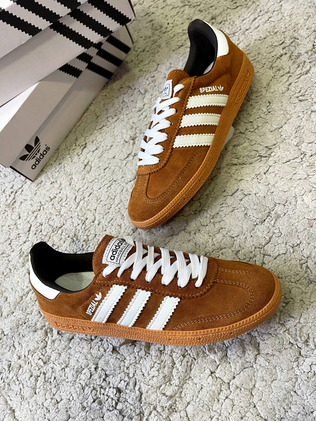 Adidas Spezial Marrones