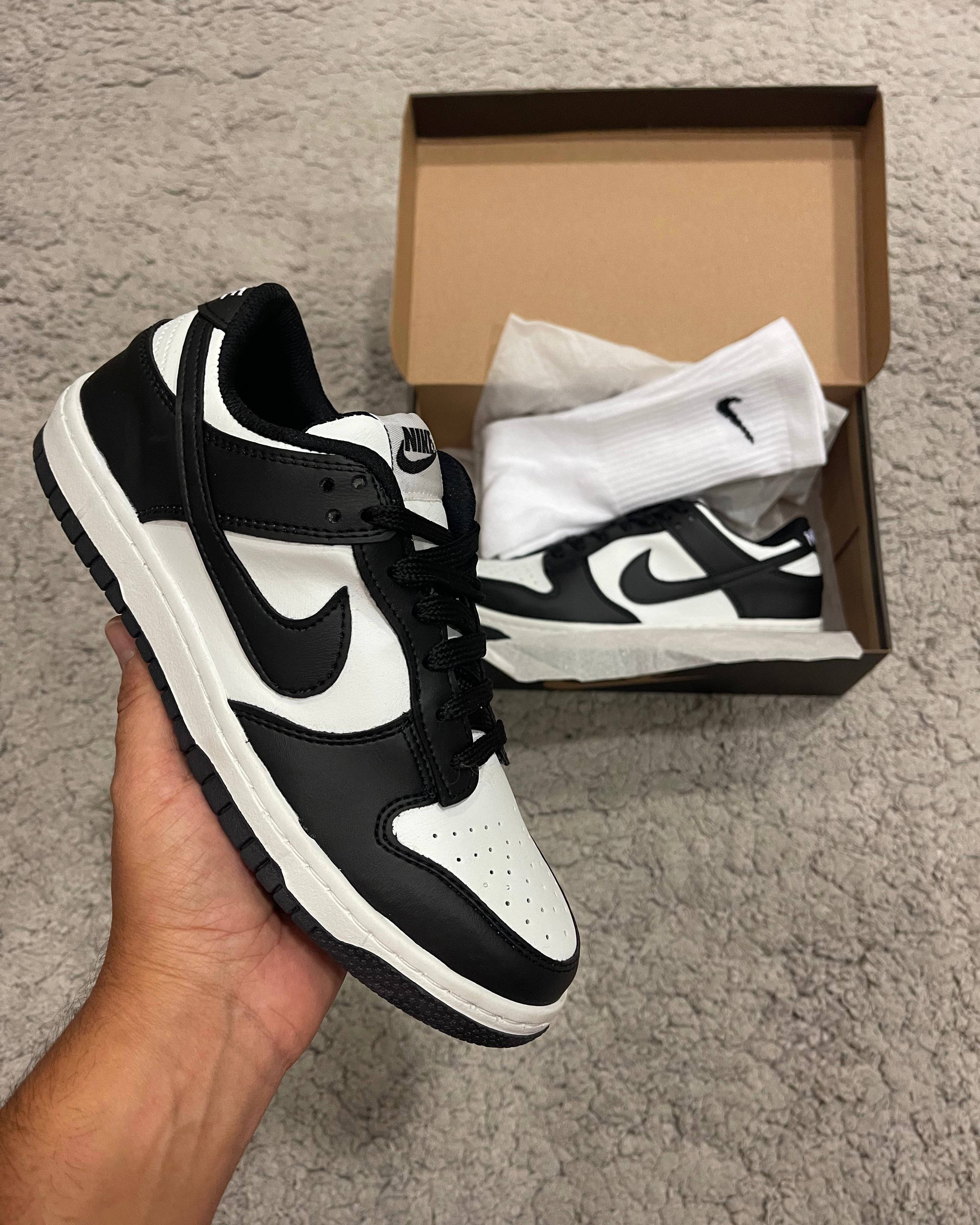 Nike Dunk Panda