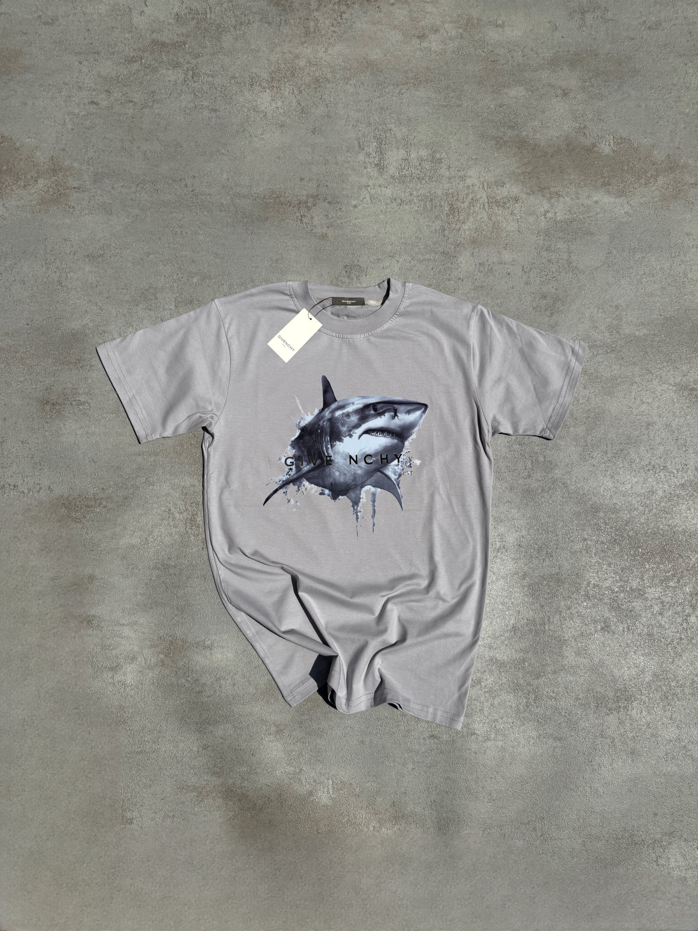 Camiseta Givenchy