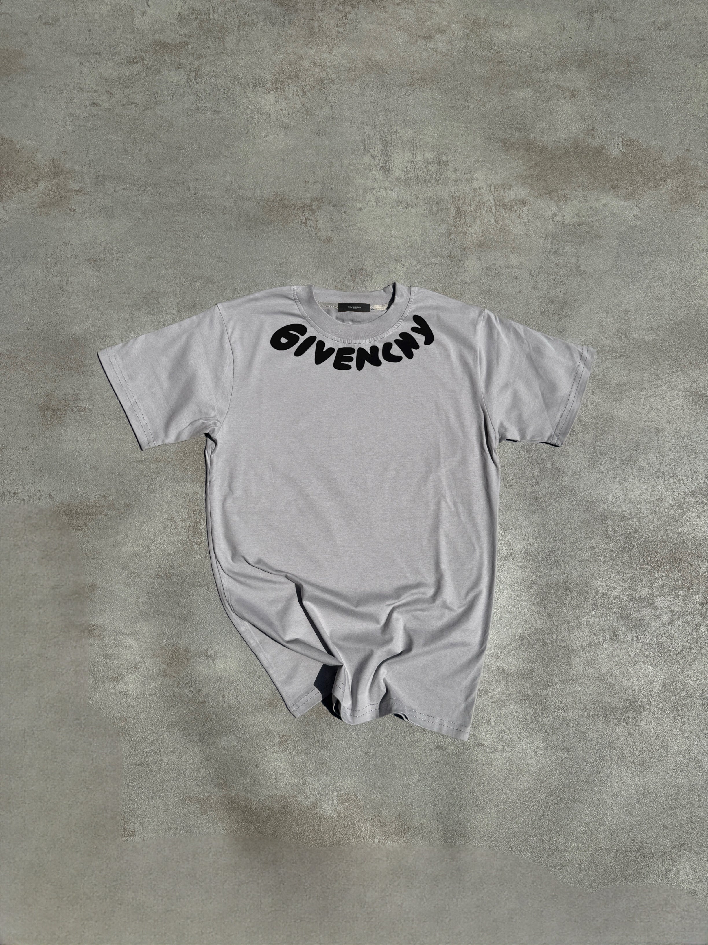 Camiseta Givenchy