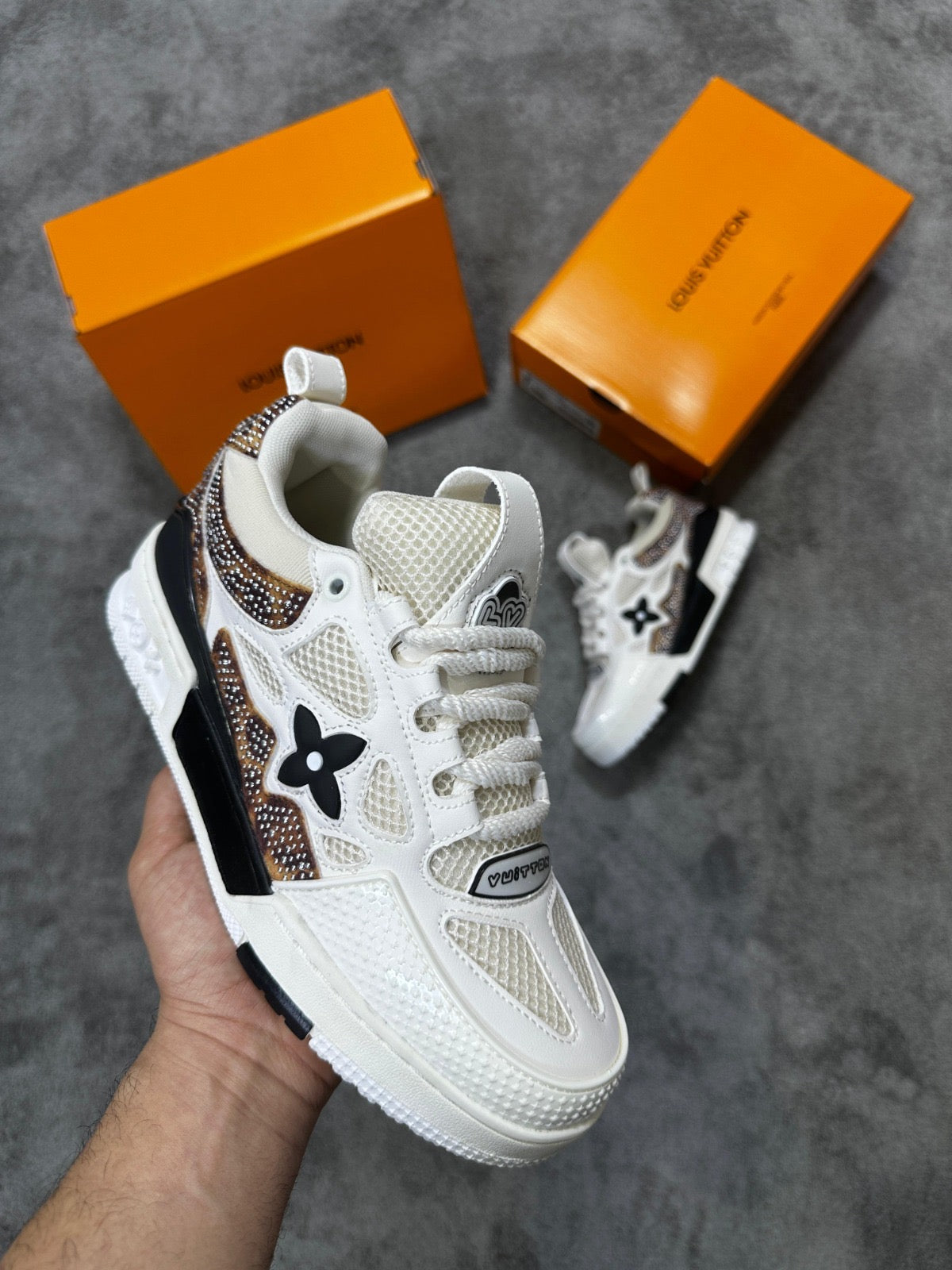 Louis Vuitton Skate Beige y Marrones