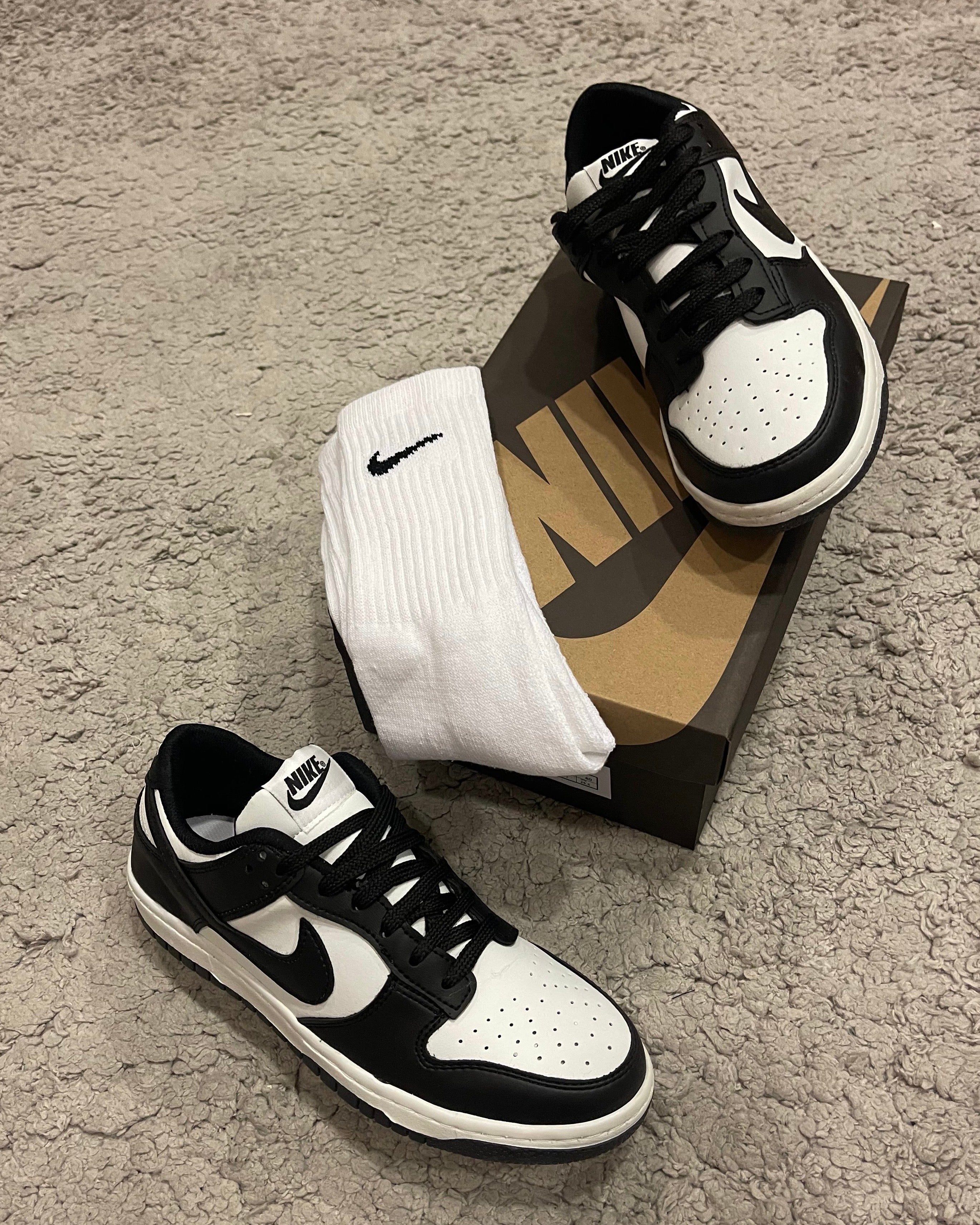 Nike Dunk Panda