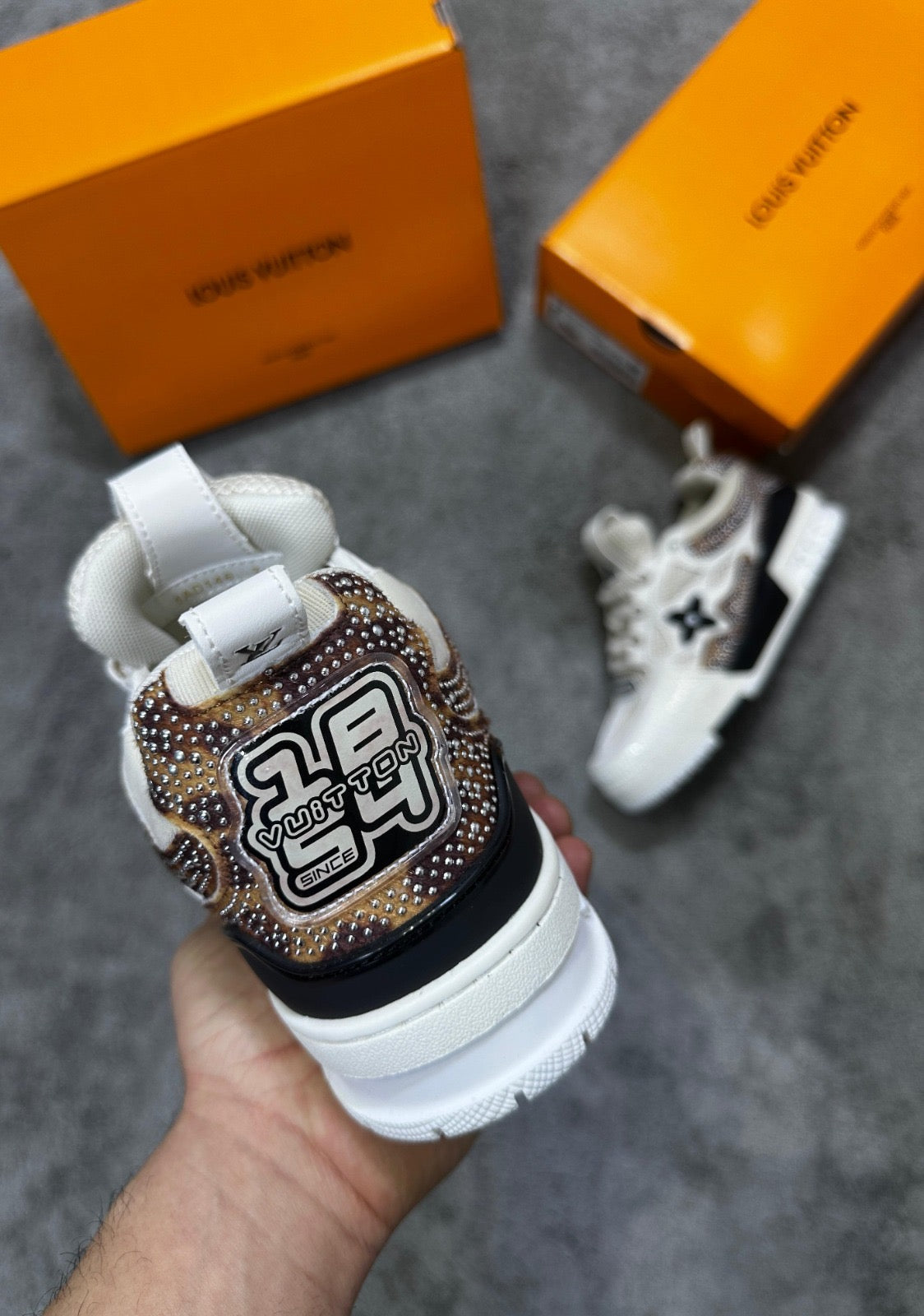 Louis Vuitton Skate Beige y Marrones