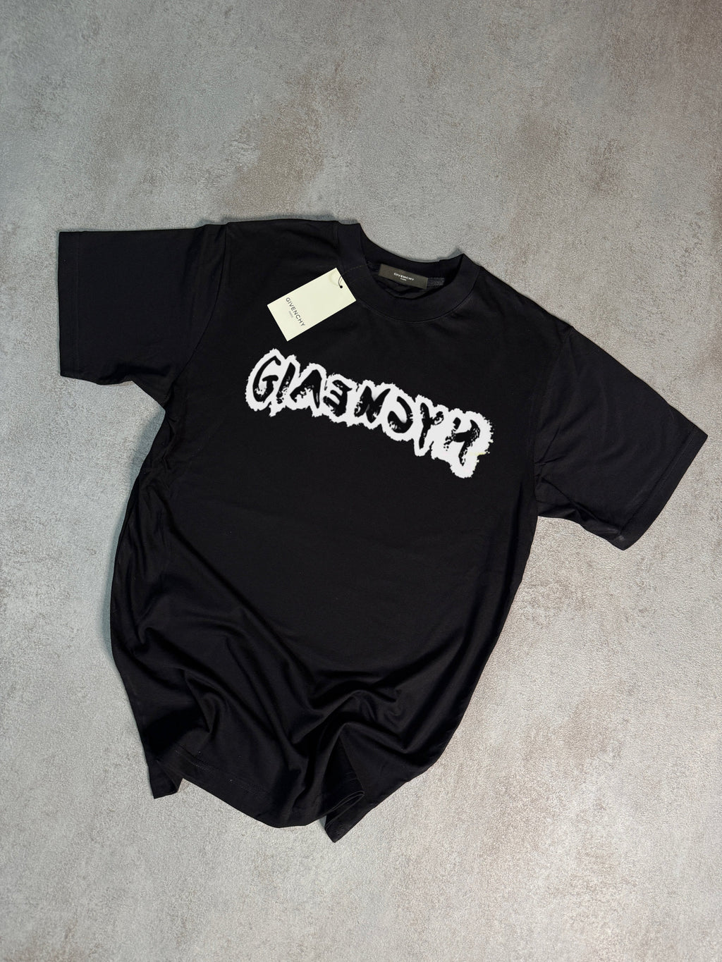 Camiseta Givenchy