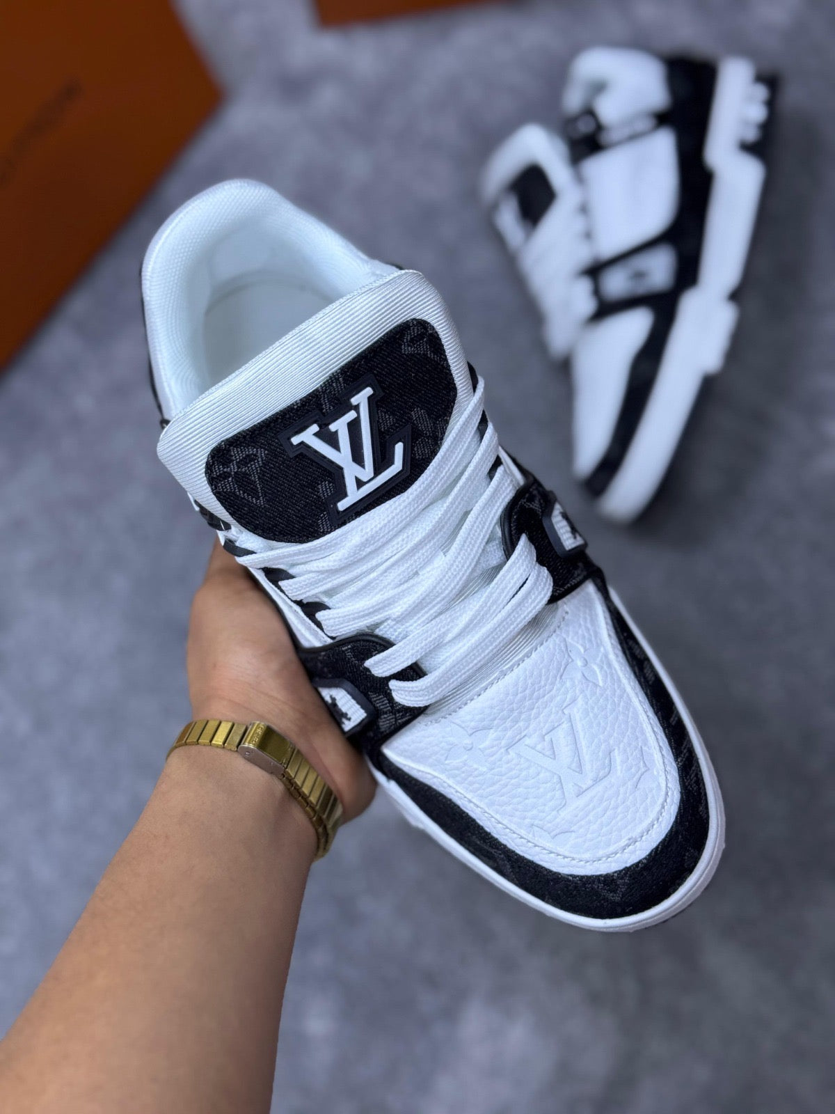 Louis Vuitton Trainer Negras