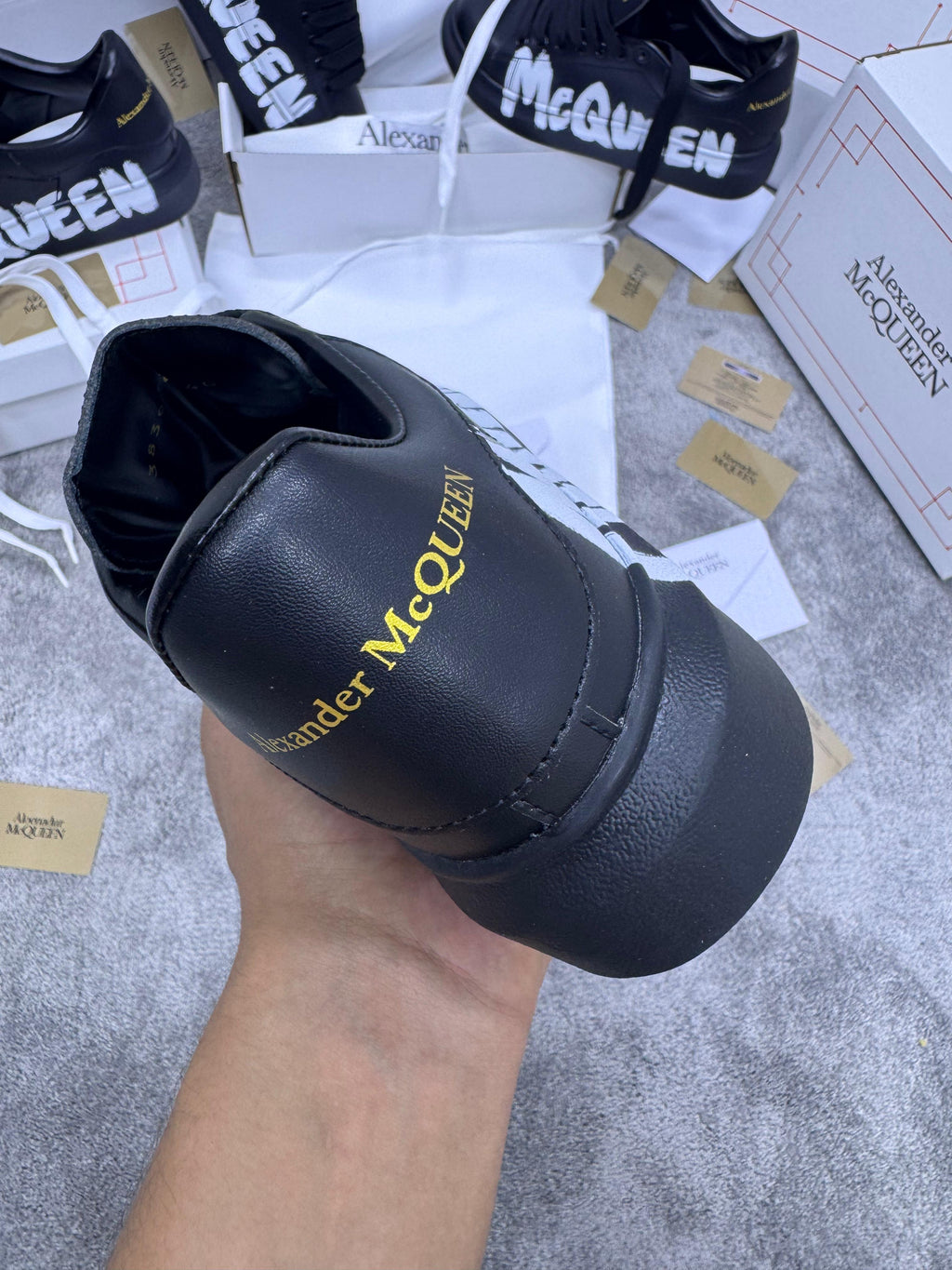 Alexander Mcqueen Graffiti Negras