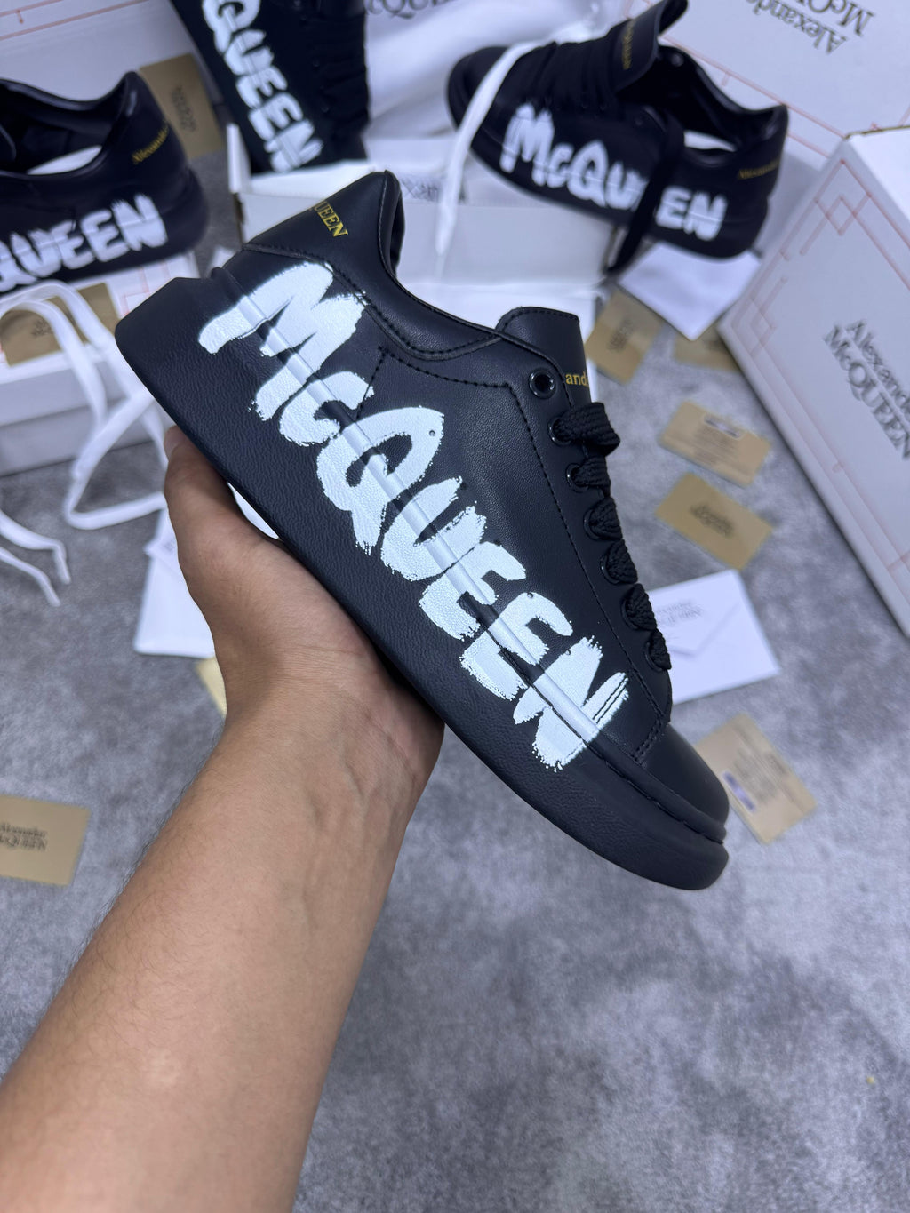 Alexander Mcqueen Graffiti Negras