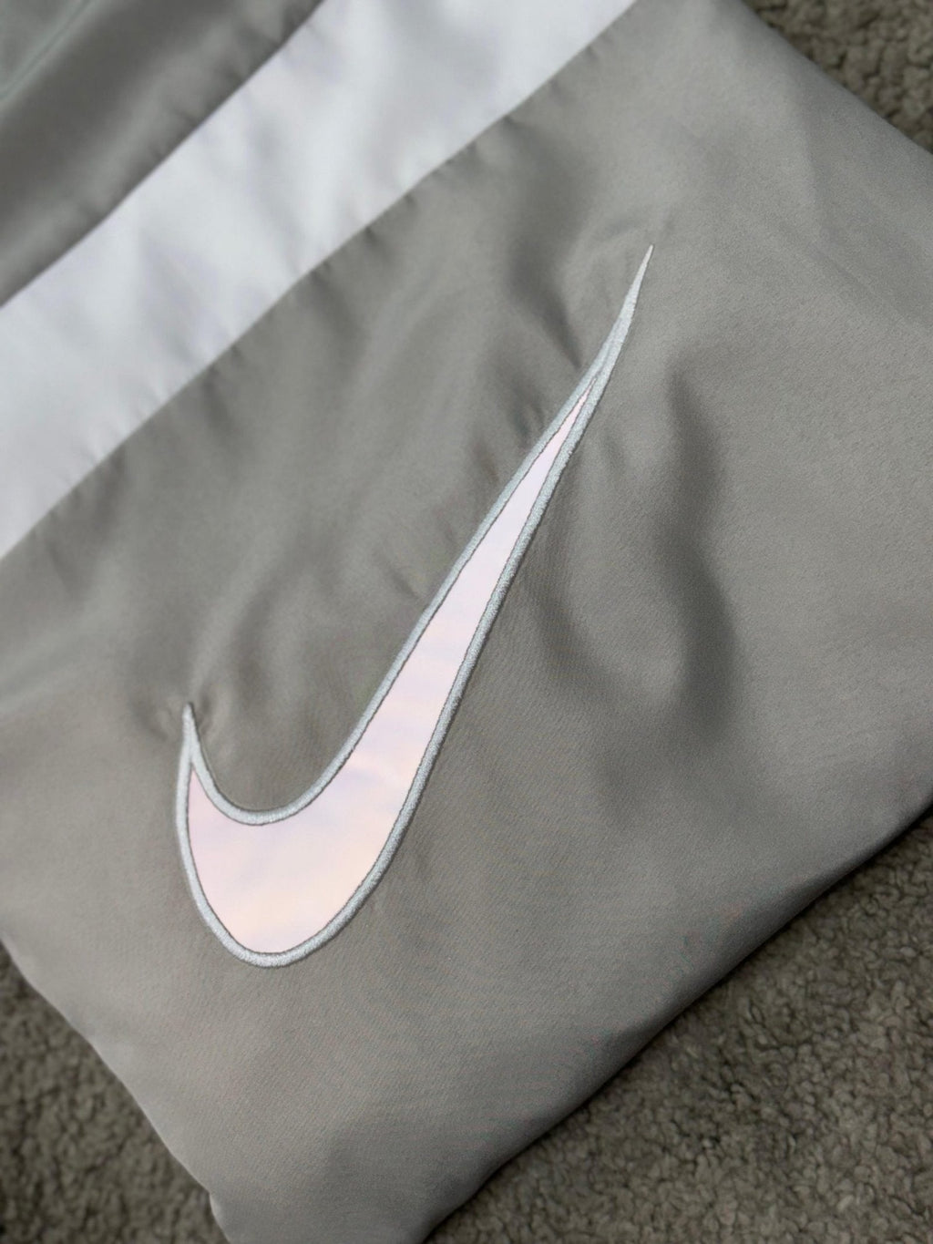 Chandal Nike Gris