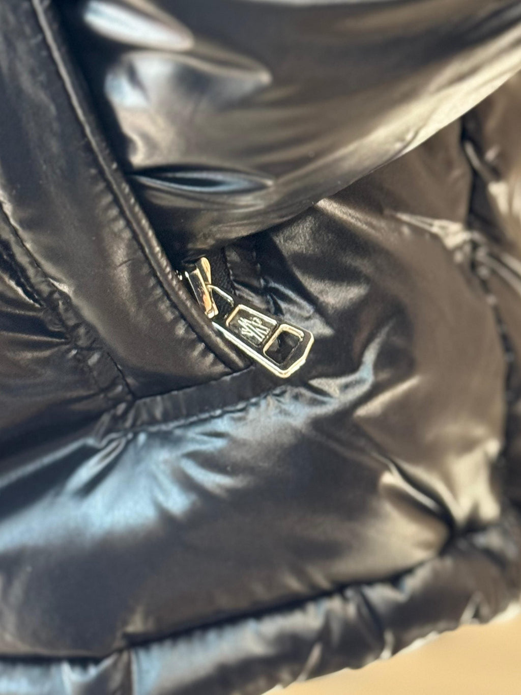 Abrigo Moncler Negro