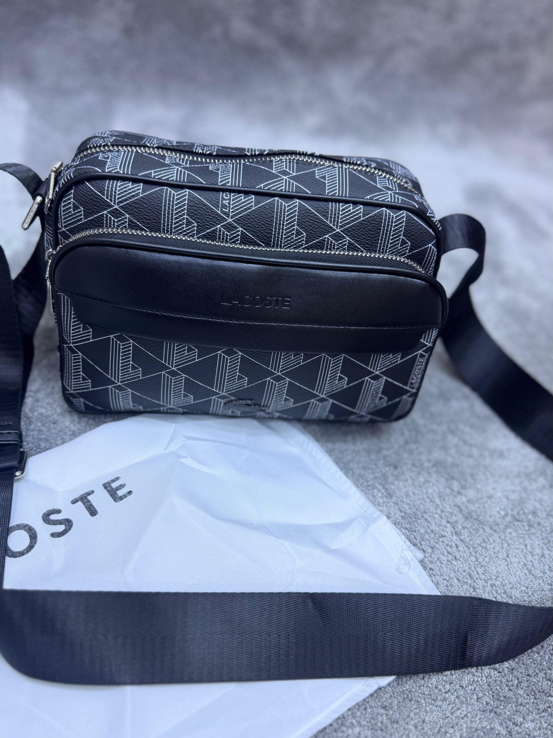 Bandolera Lacoste Negra