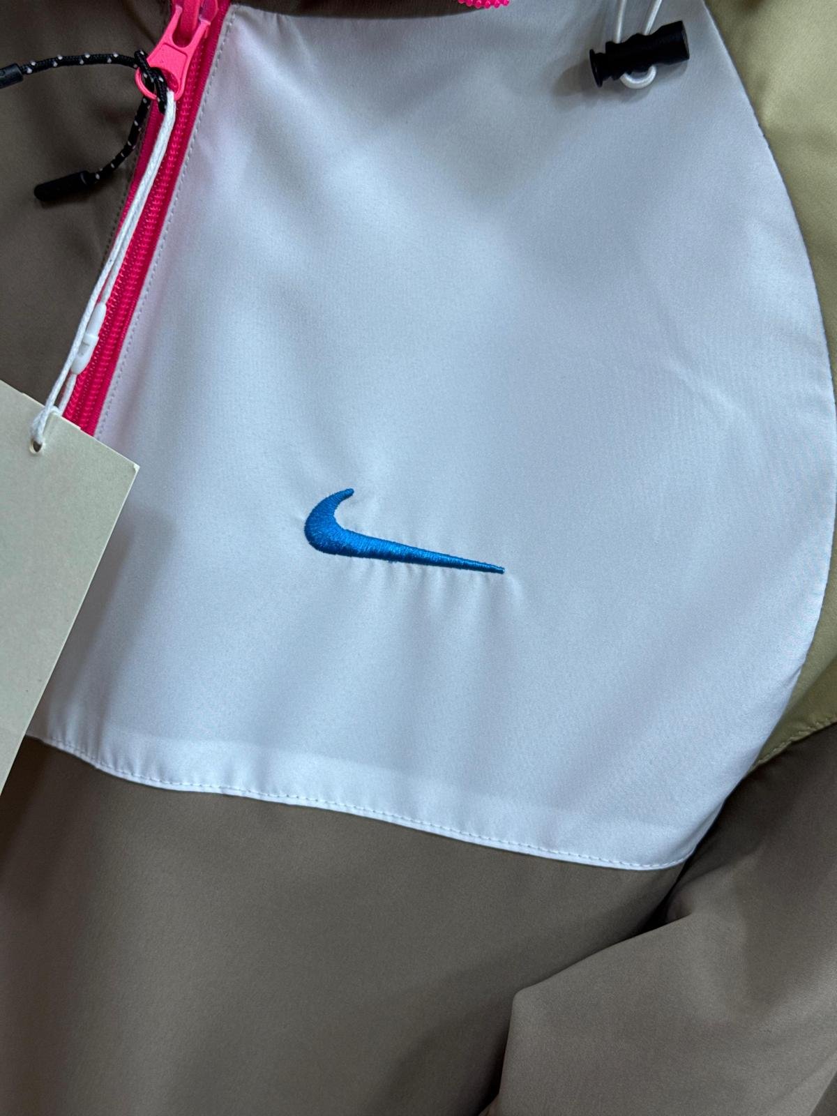 Chandal Nike Marrón