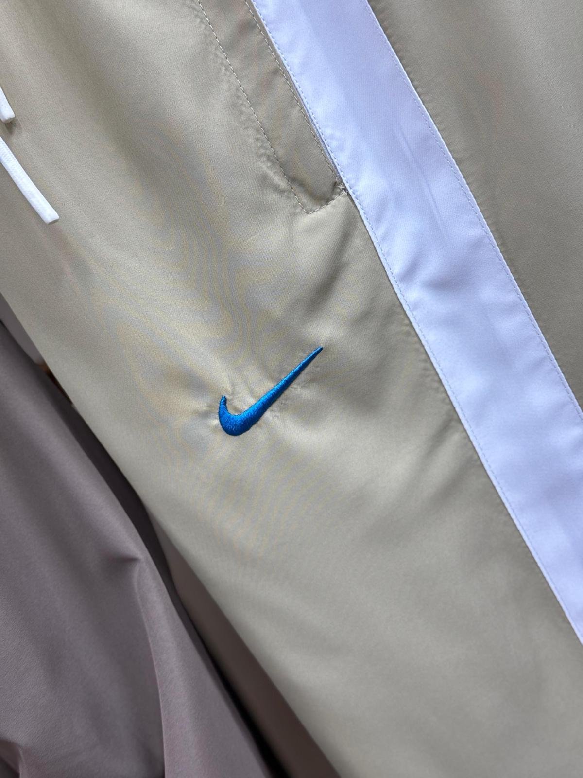 Chandal Nike Marrón