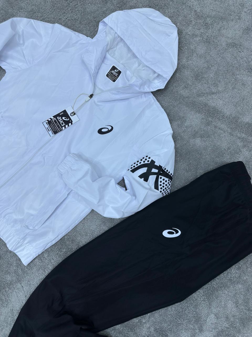 Chandal Asics Blanco y Negro