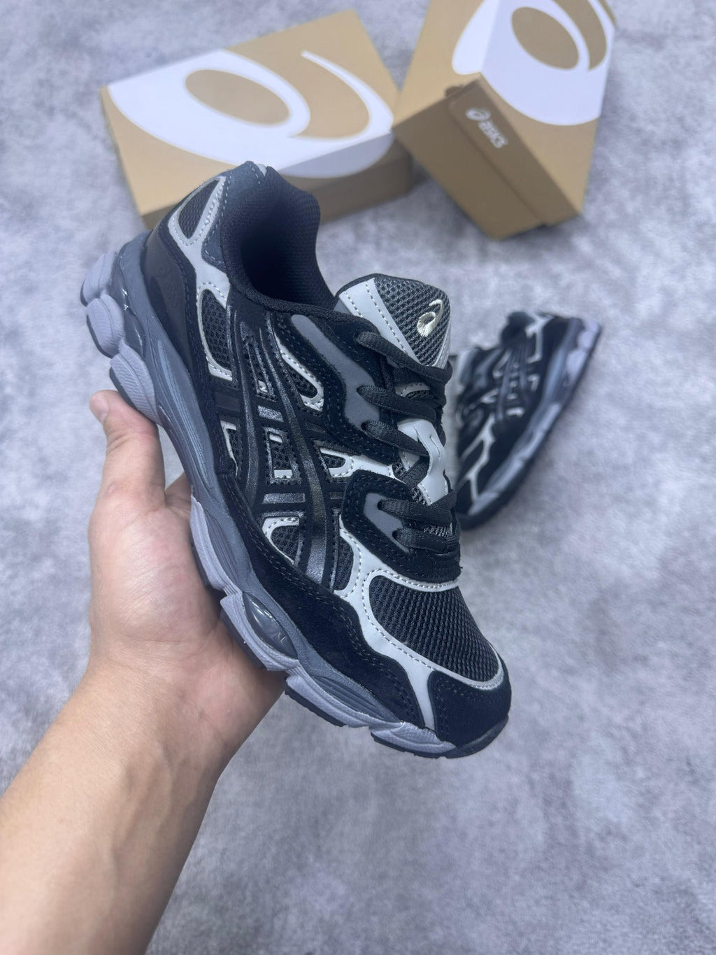 Asics GEL-NYC Negras