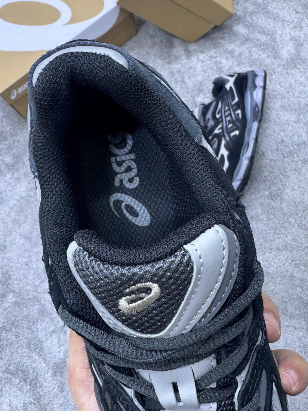 Asics GEL-NYC Negras