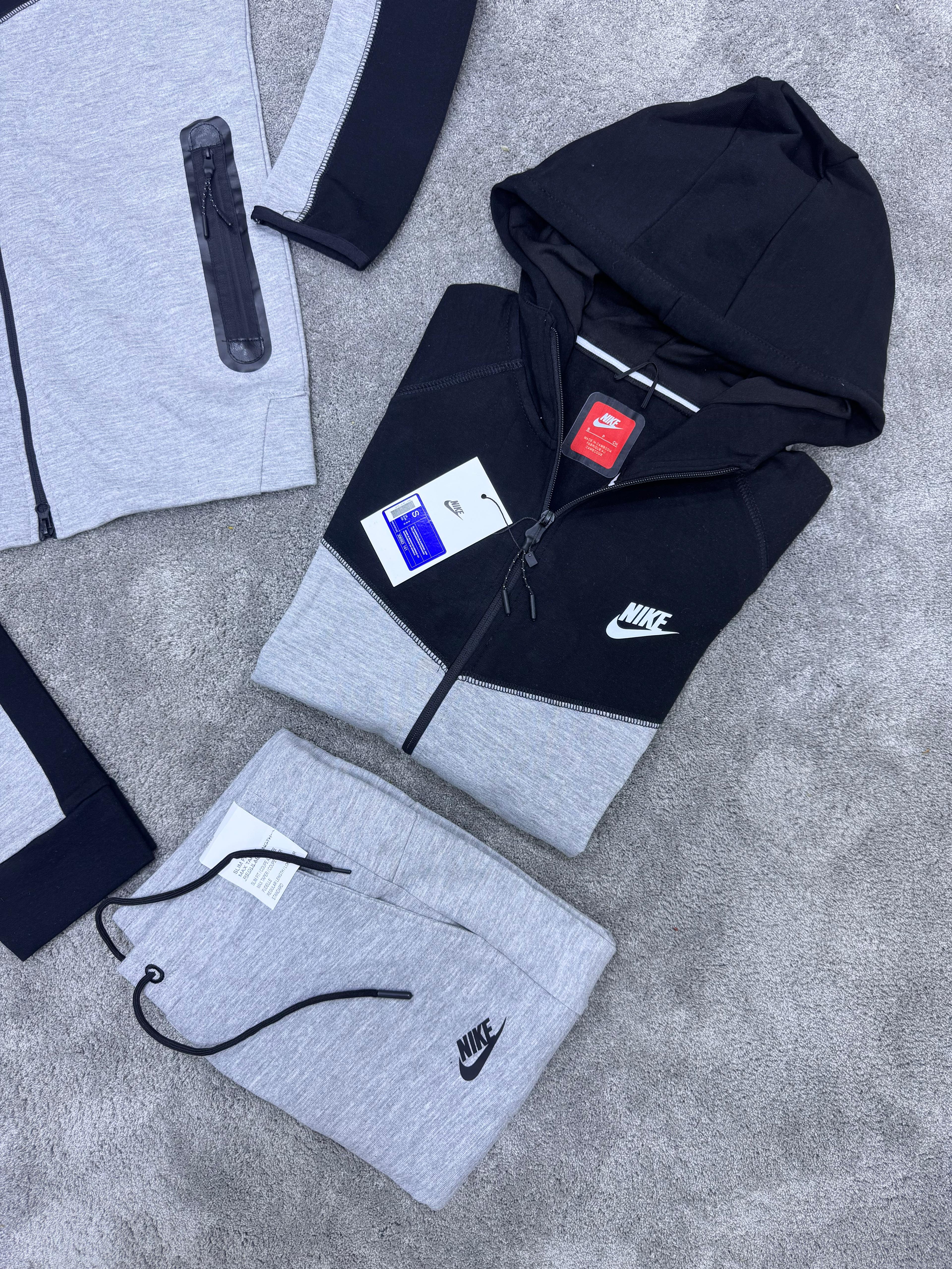 Chandal Nike Tech Gris/Negro