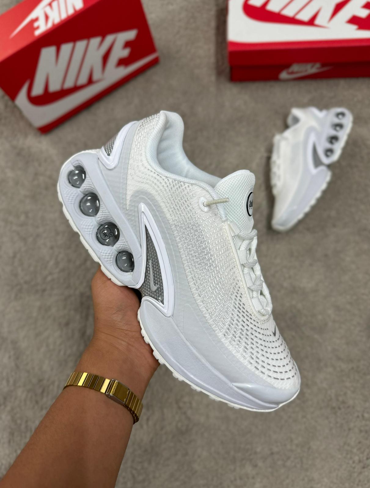Air Max DN Blancas
