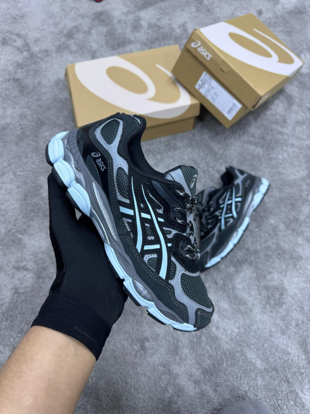 Asics GEL-NYC Negras