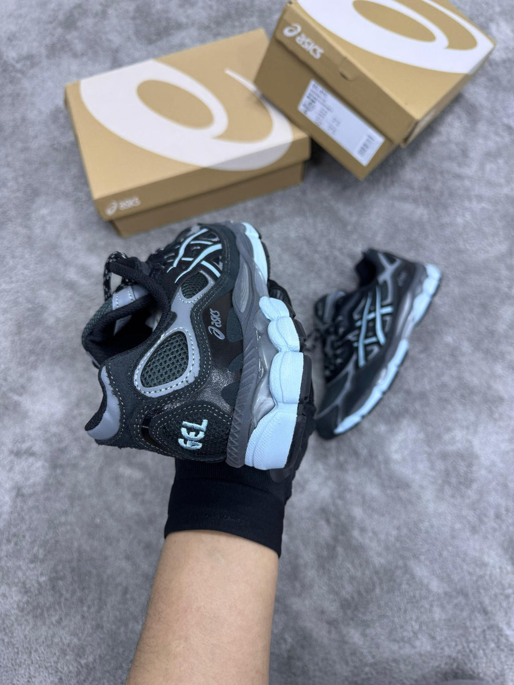 Asics GEL-NYC Negras